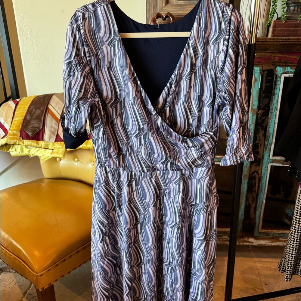 Elegant Blue Patterned Dress